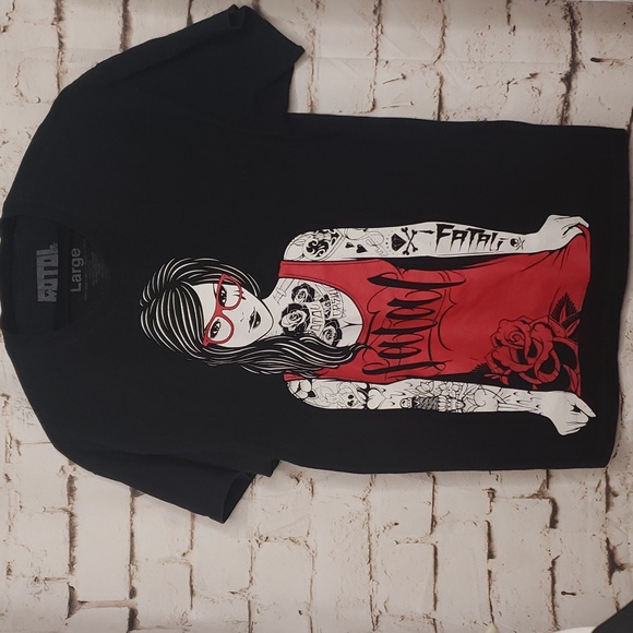 Fatal Tops - Fatal Black Graphic Tee Shirt Sz Lg